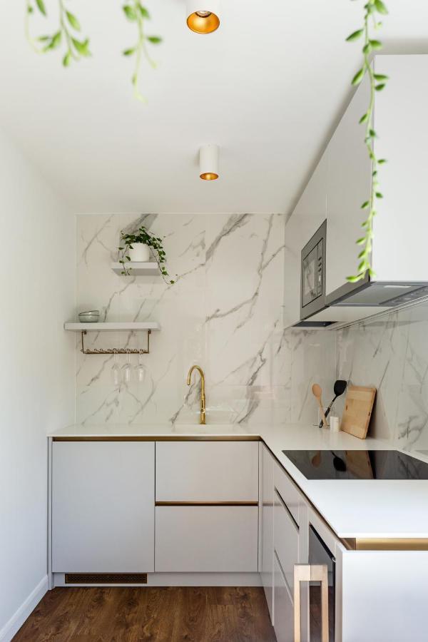 Designer Apartment In The City Center Cluj-Napoca Extérieur photo